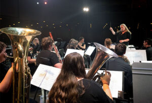 Rachel (Rineer ’02) Sidebothom conducts the LBC concert band made up of students, alumni and friends. 